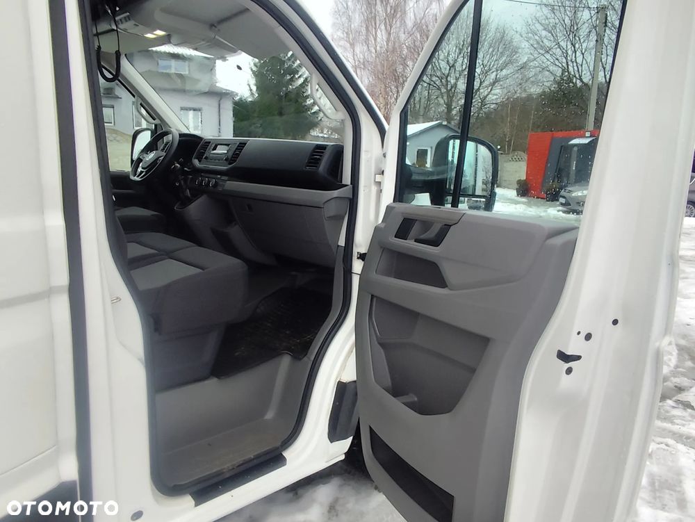 Volkswagen CRAFTER - 24