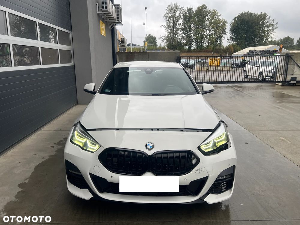 BMW Seria 2 220i M Sport - 8