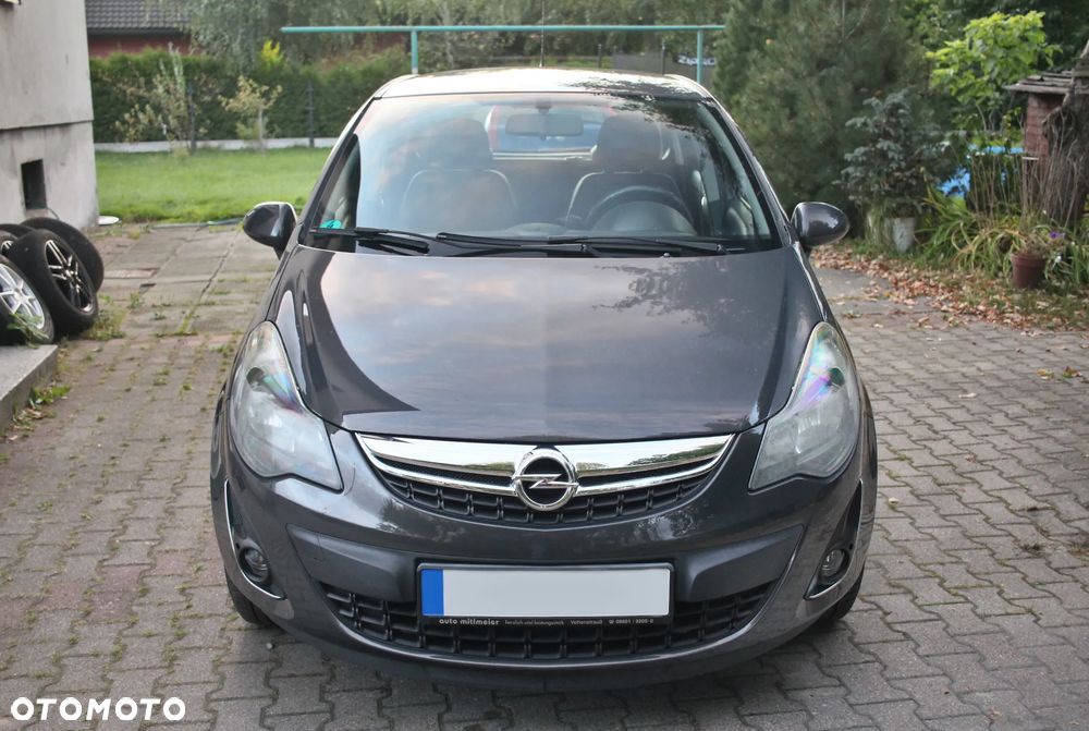 Opel Corsa - 1