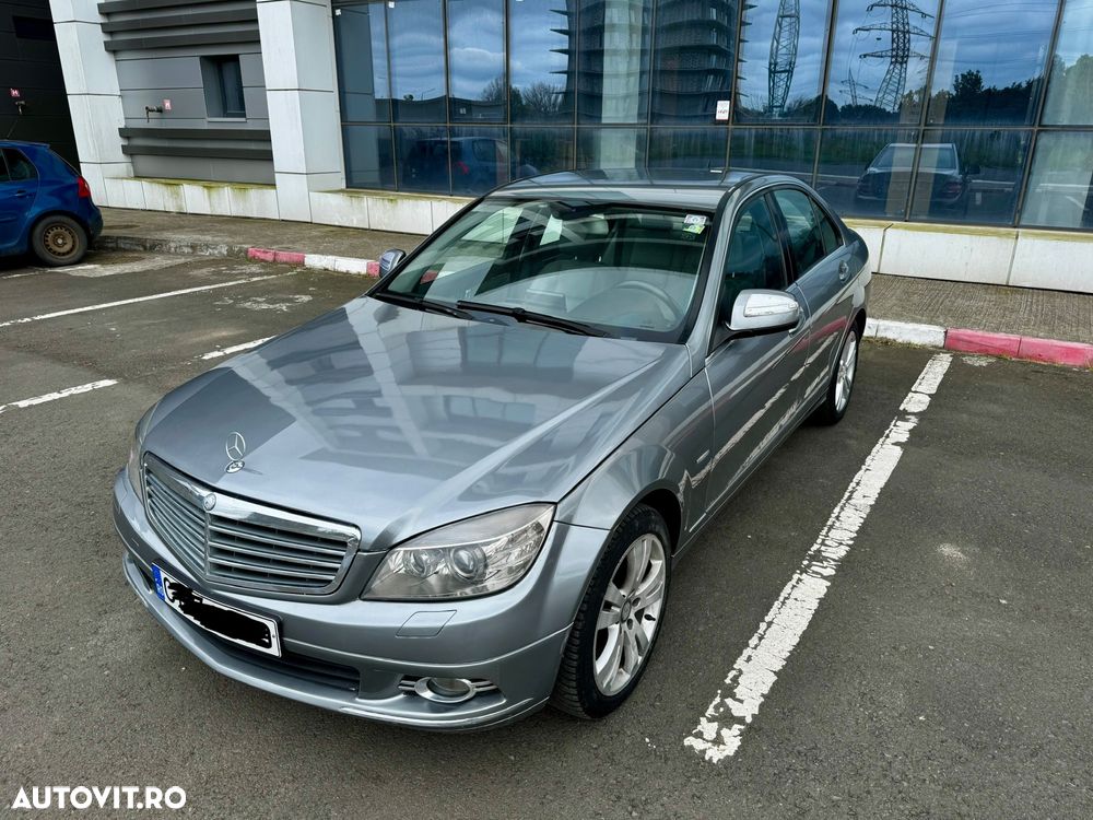 Mercedes-Benz C - 8