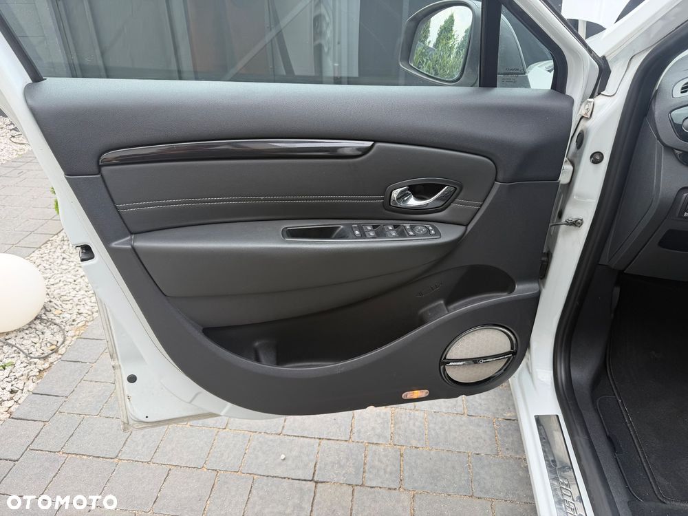 Renault Scenic dCi 110 EDC Bose Edition - 35