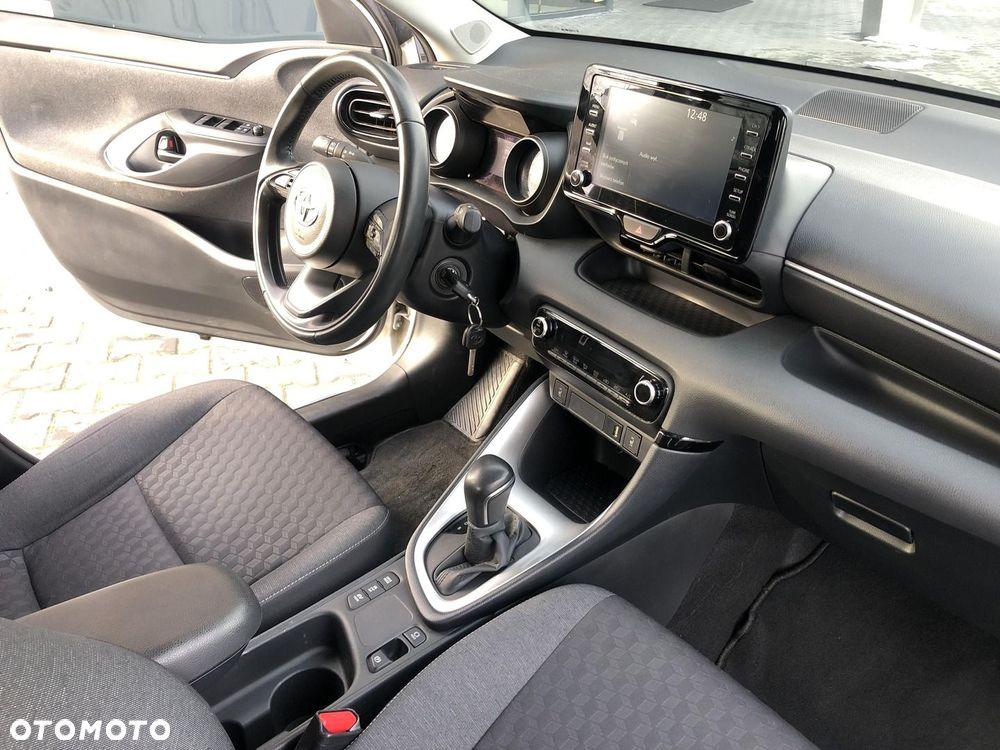 Toyota Yaris Hybrid 1.5 Comfort - 21