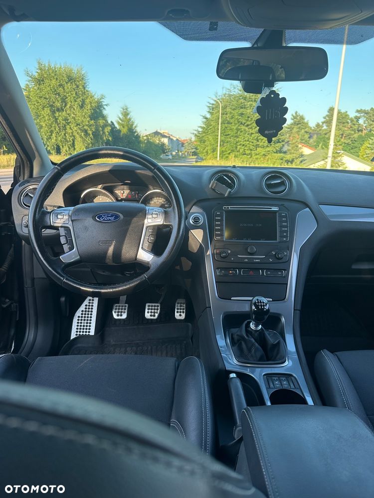 Ford Mondeo 1.6 T Ambiente - 8