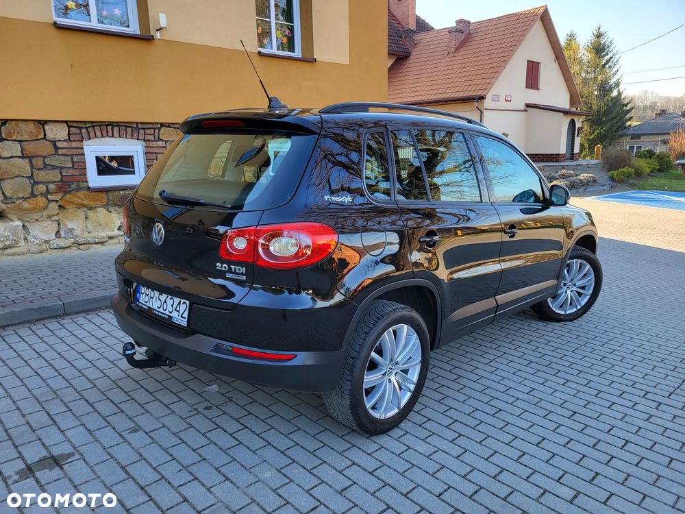 Volkswagen Tiguan - 9