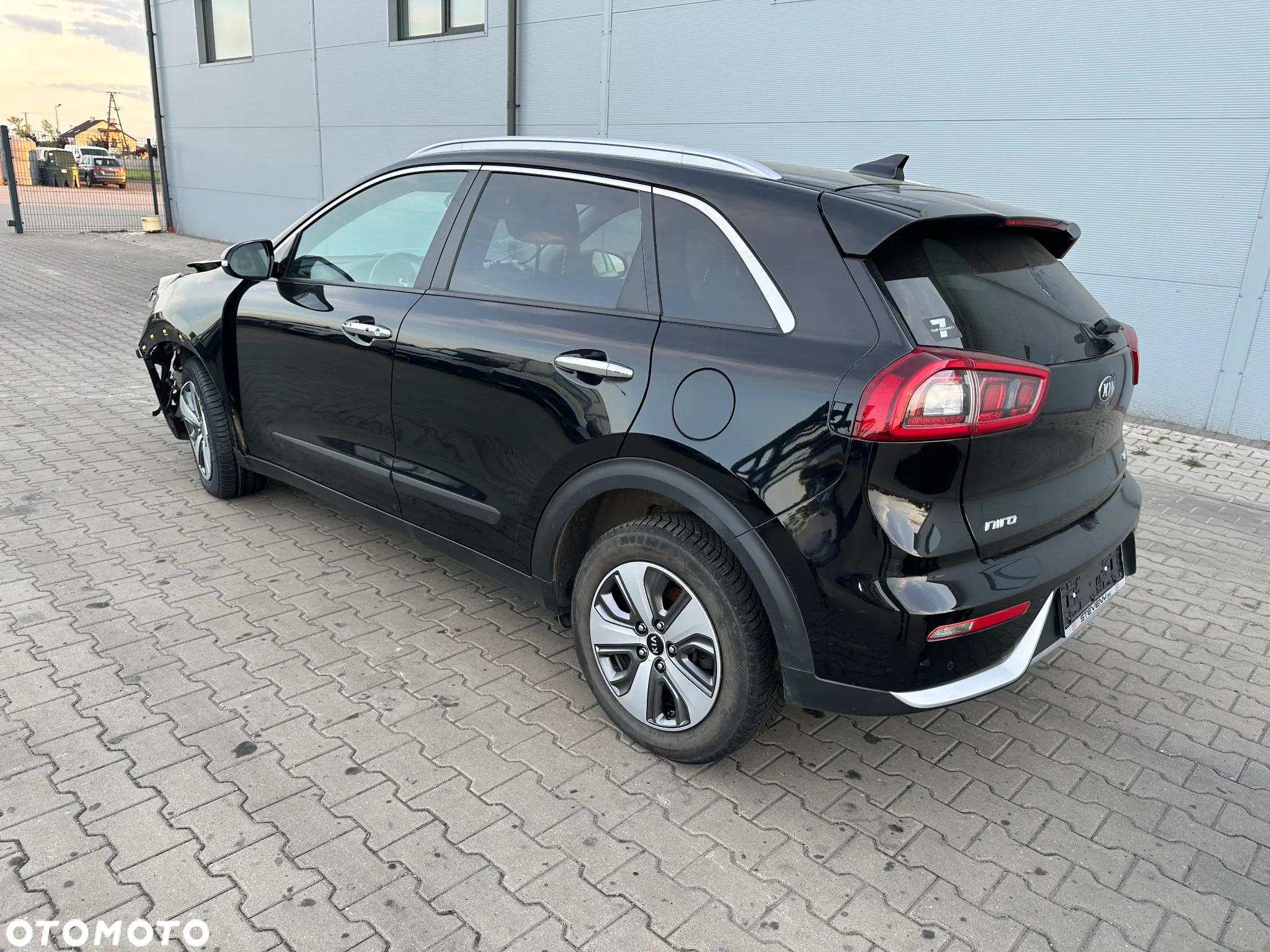 Kia Niro 1.6 GDI Hybrid L - 6