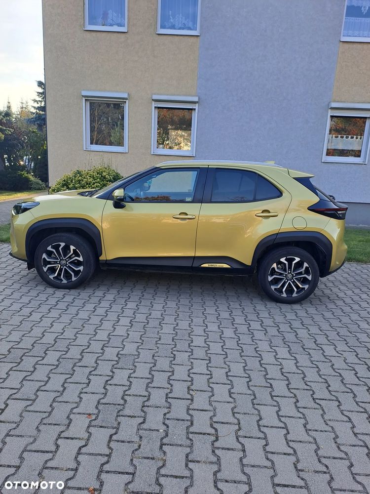 Toyota Yaris Cross 2022 photo 2