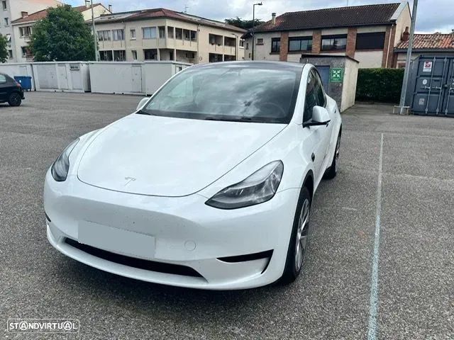Tesla Model Y RWD - 2
