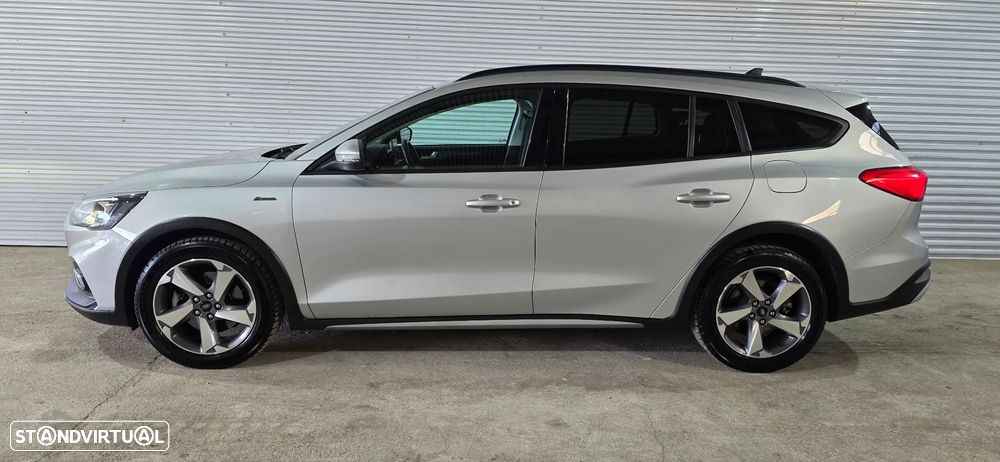 Ford Focus SW 1.5 TDCi EcoBlue Active - 4