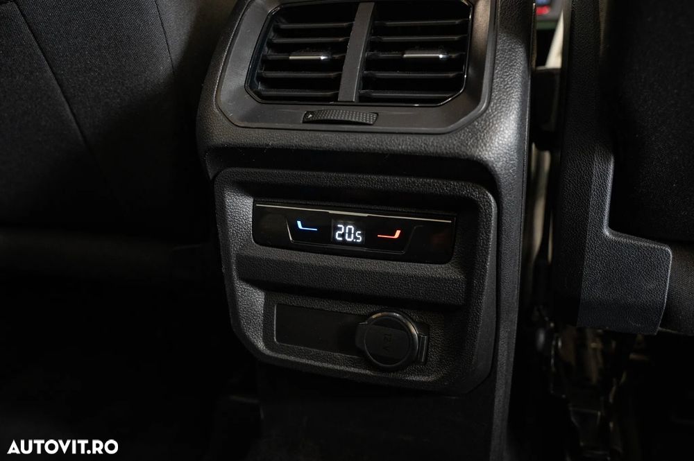 Volkswagen Tiguan 2.0 TDI SCR DSG Elegance - 29