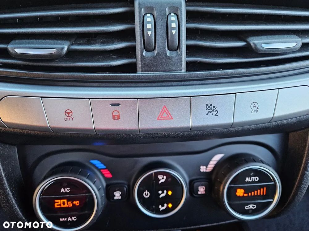 Fiat Tipo - 32