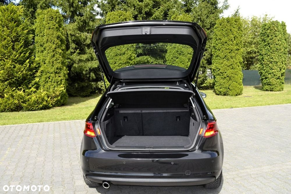 Audi A3 Sportback 1.6 TDI (clean diesel) Attraction - 11
