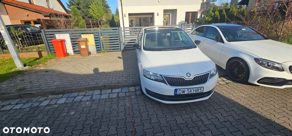 Skoda RAPID 1.2 TSI Edition - 8
