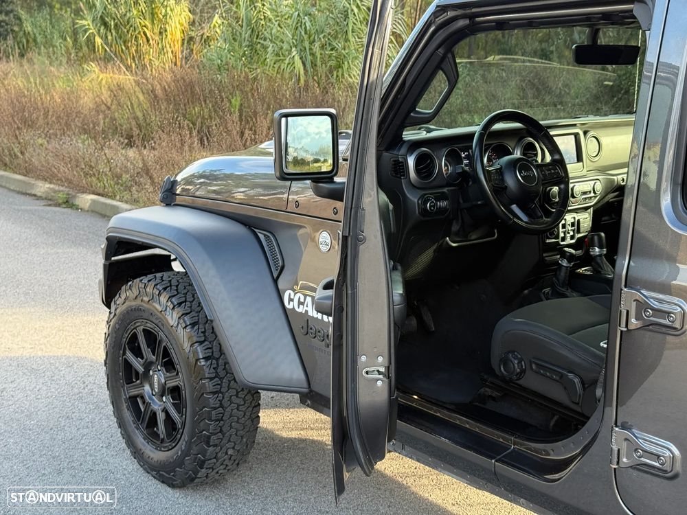 Jeep Gladiator 3.0V6 MultiJet AWD Auto Overland - 9