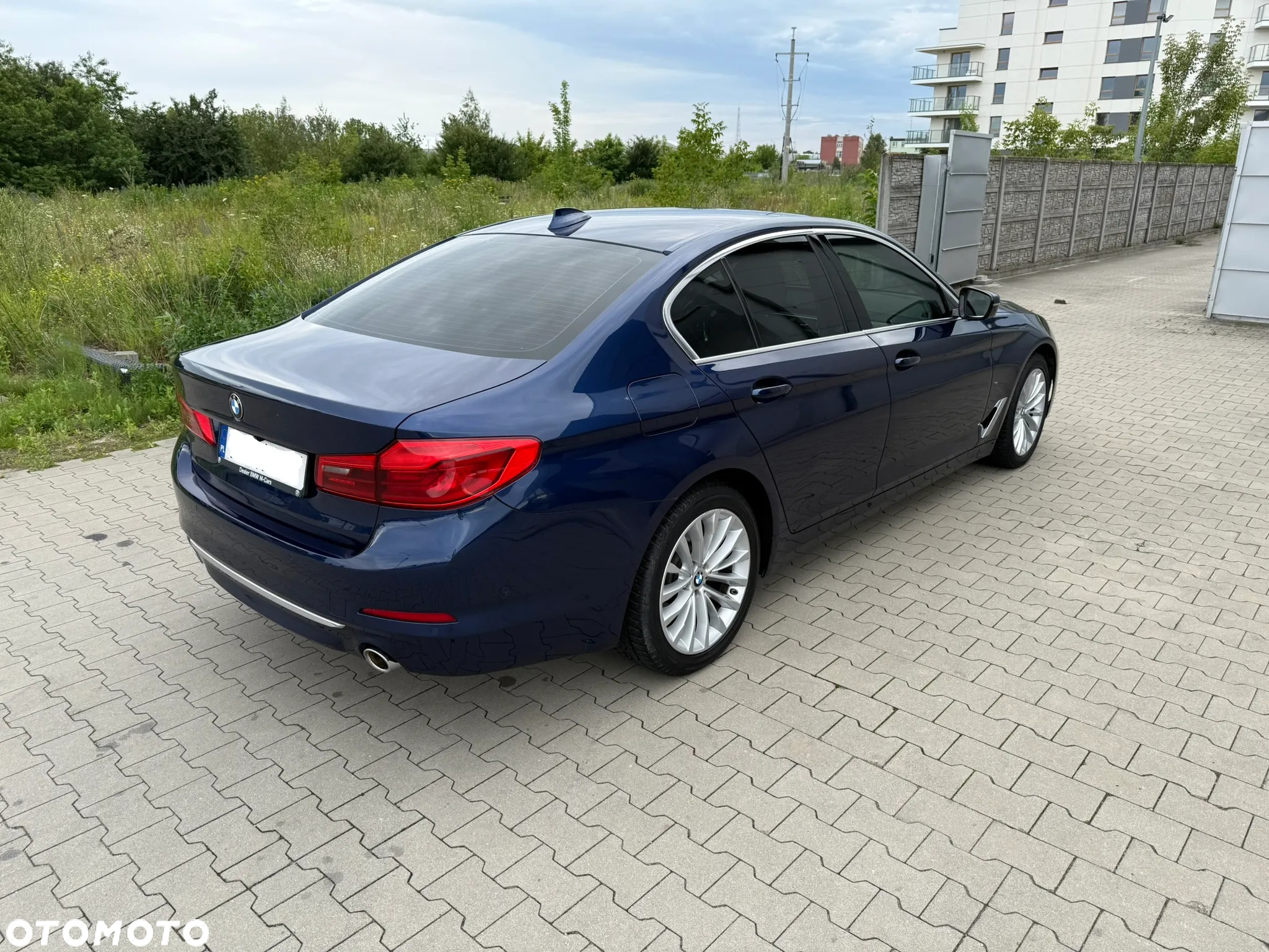 BMW Seria 5 520d xDrive Luxury Line - 4