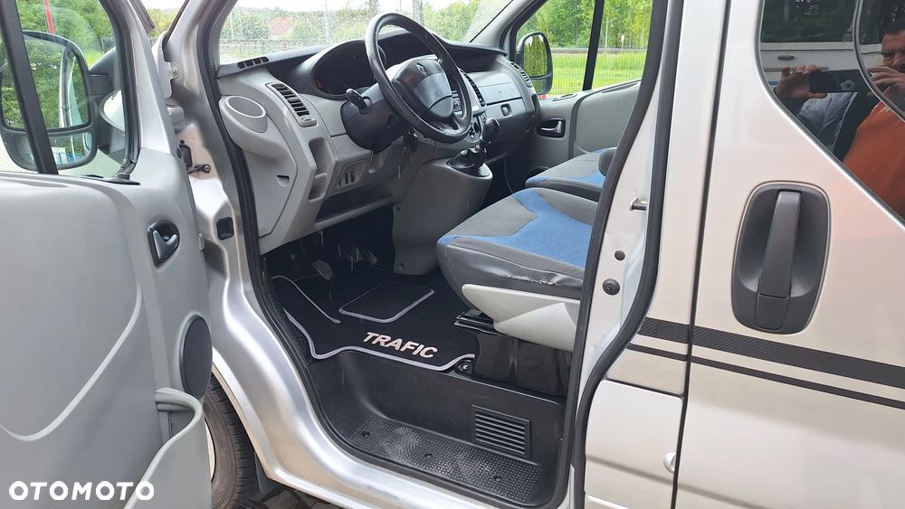 Renault Trafic Passenger Pack Clim - 12