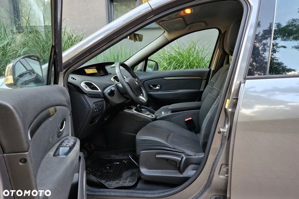 Renault Scenic - 7