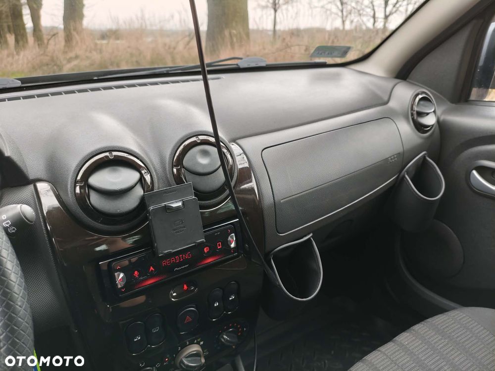 Dacia Duster 1.6 Laureate - 20