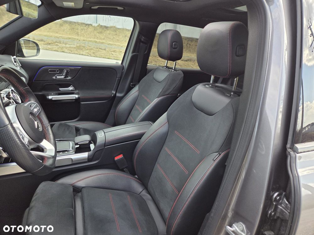 Mercedes-Benz GLB 220 d AMG Line 8G-DCT - 12
