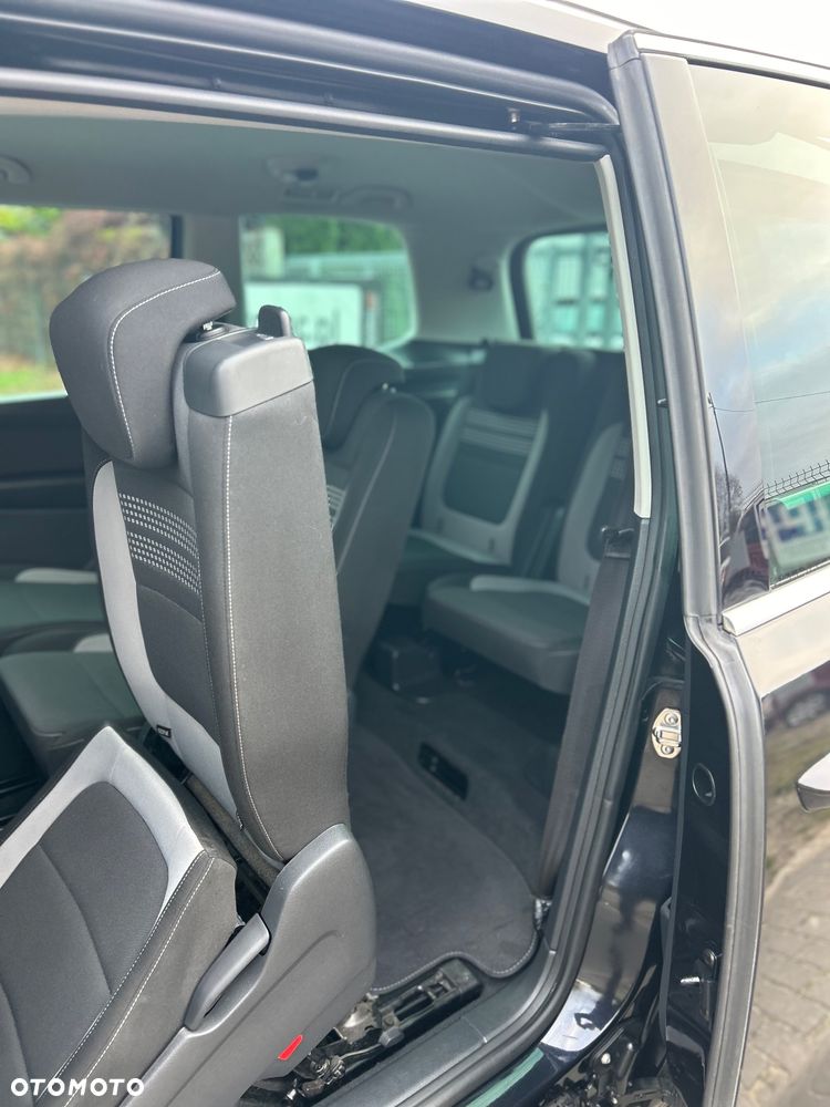 Volkswagen Sharan - 17