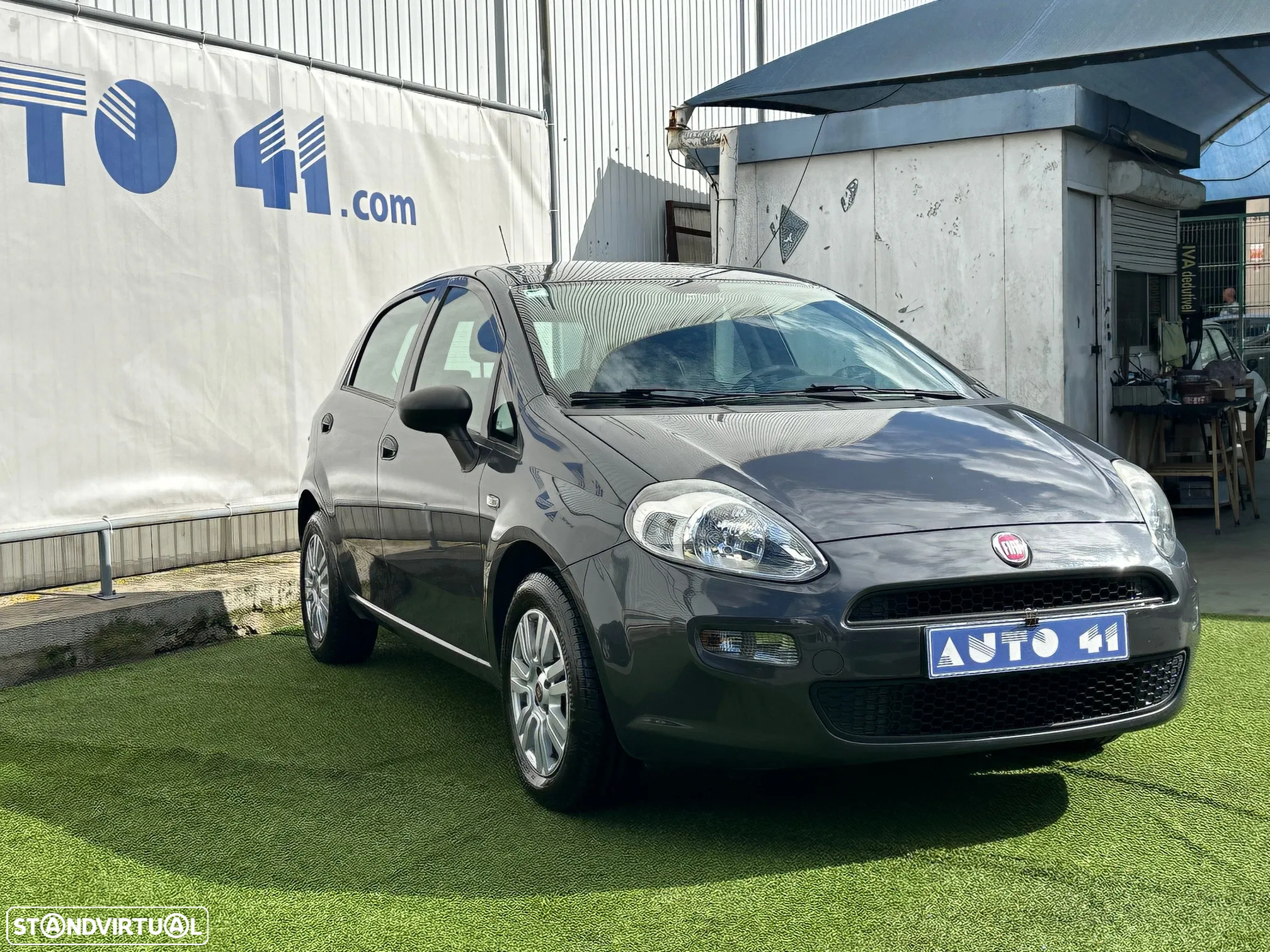 Fiat Punto 1.2 Lounge S&S - 3