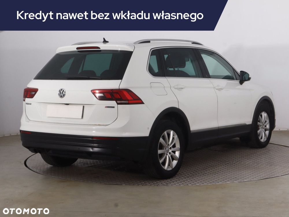 Volkswagen Tiguan - 7