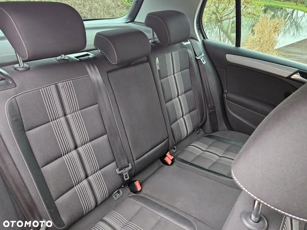 Volkswagen Golf 1.2 TSI BlueMotion Technology MATCH - 26