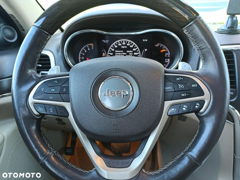 Jeep Grand Cherokee - 8