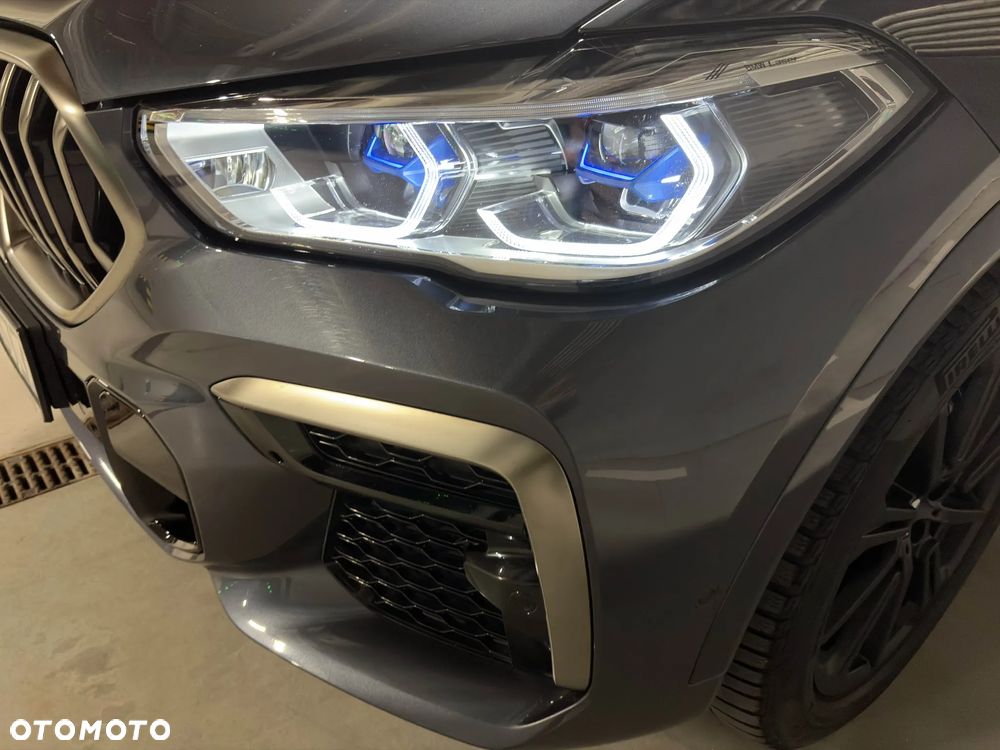 BMW X6 M50i - 19