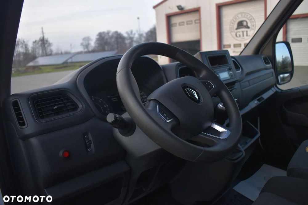 Renault Master - 18