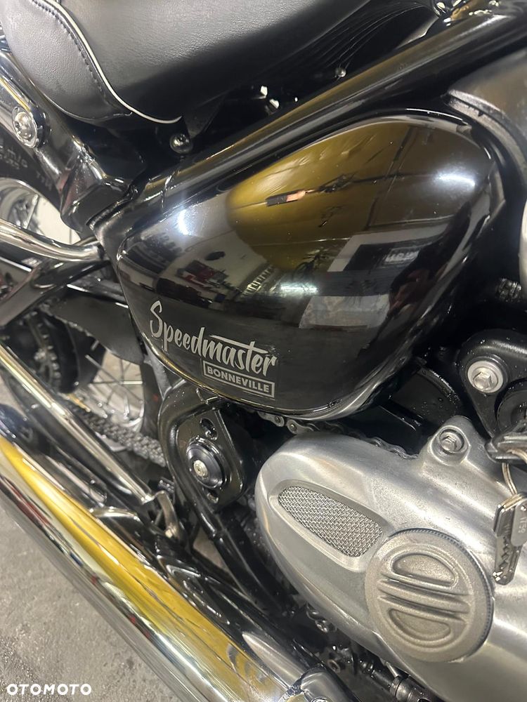 Triumph Speedmaster - 10