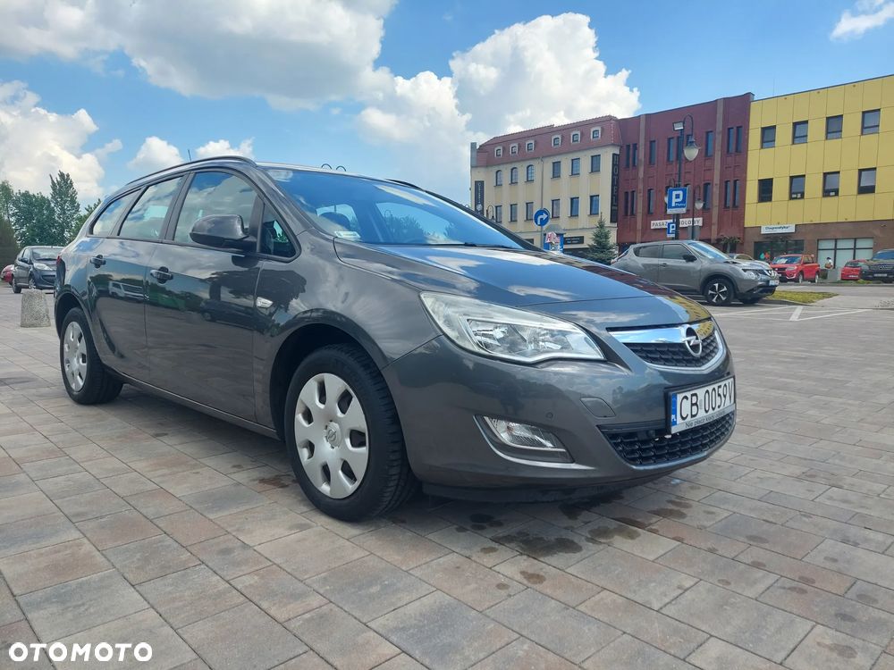 Opel Astra 1.4 T Enjoy - 4