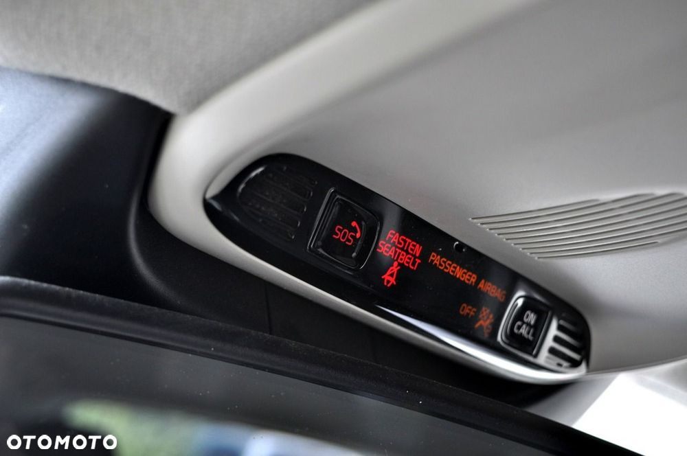 Volvo XC 40 T3 Geartronic Momentum - 30