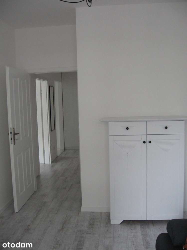 2 pokoje | Bielany | Metro M1 | Garaż | Duży balkon | Umeblowane