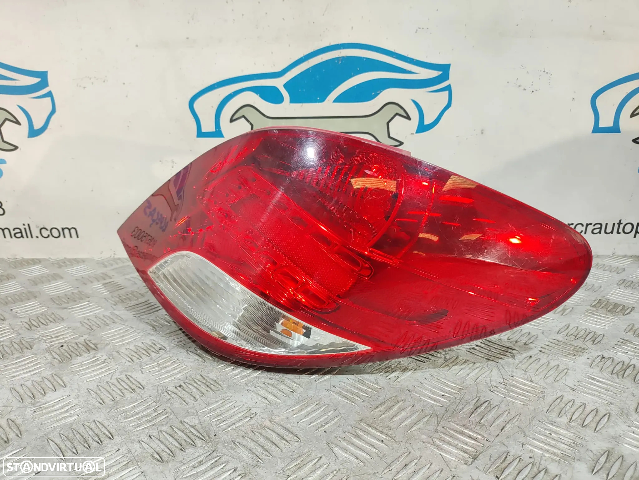 Conjunto Farolins Peugeot 207 Led 9686566080 9686565980 - 9