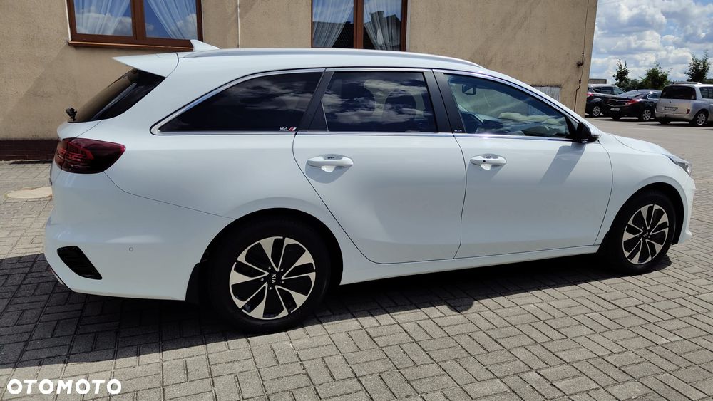 Kia Ceed 1.6 GDI PHEV Business Line DCT - 6