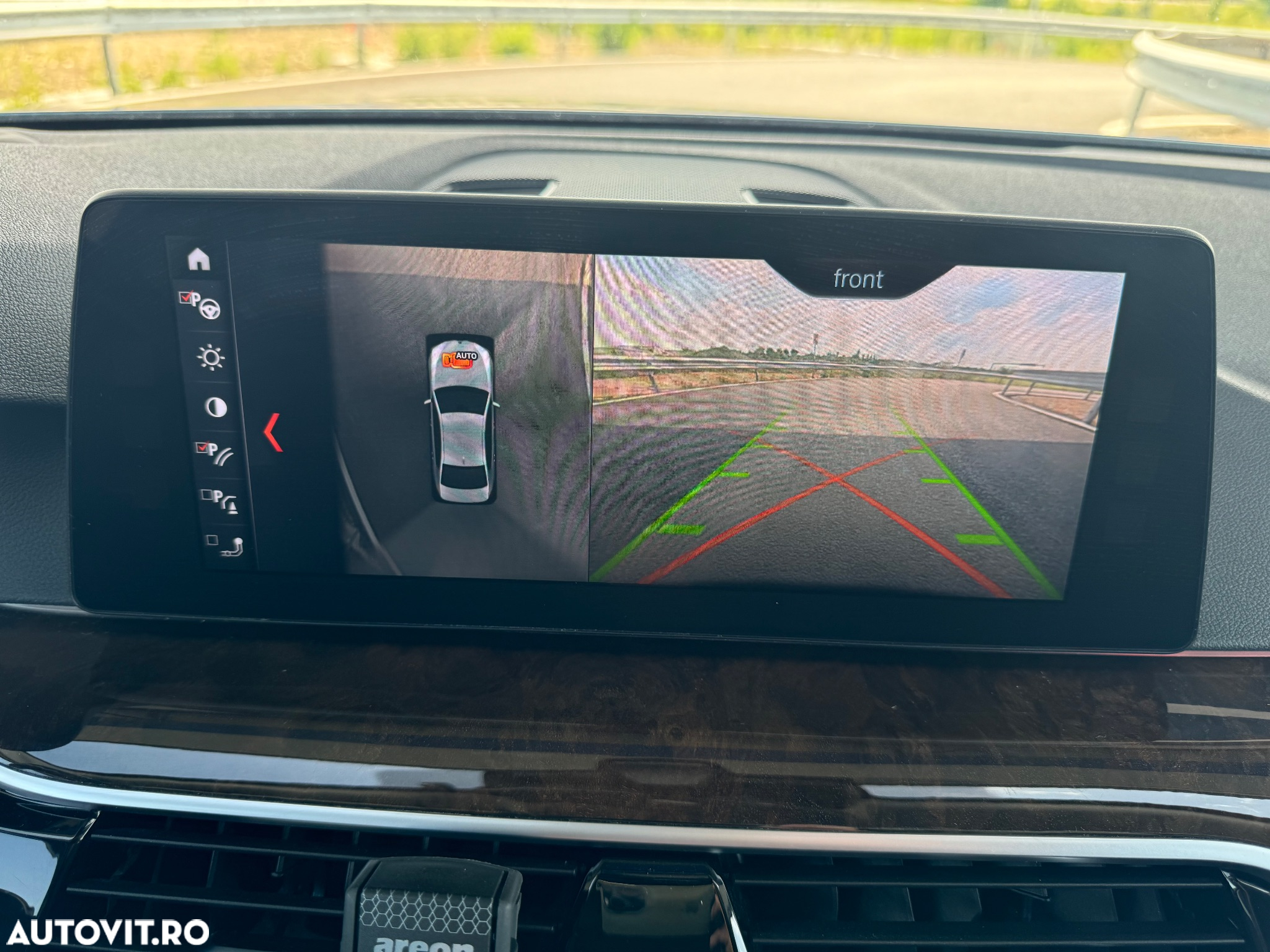 BMW Seria 5 520d xDrive AT - 26