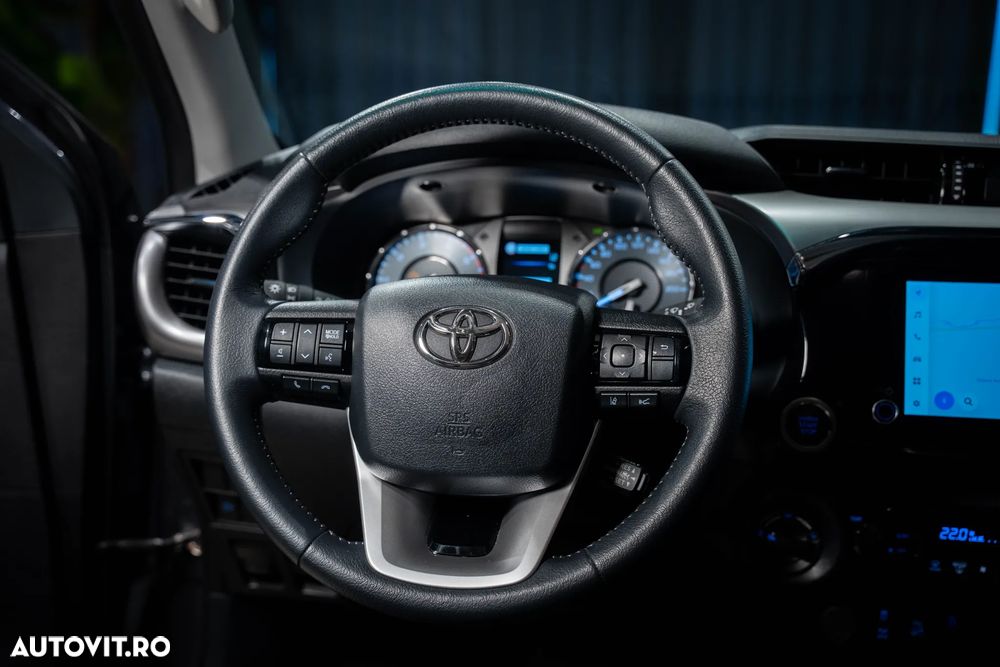 Toyota Hilux 2.4D 150CP 4x4 Double Cab AT Executive - 25