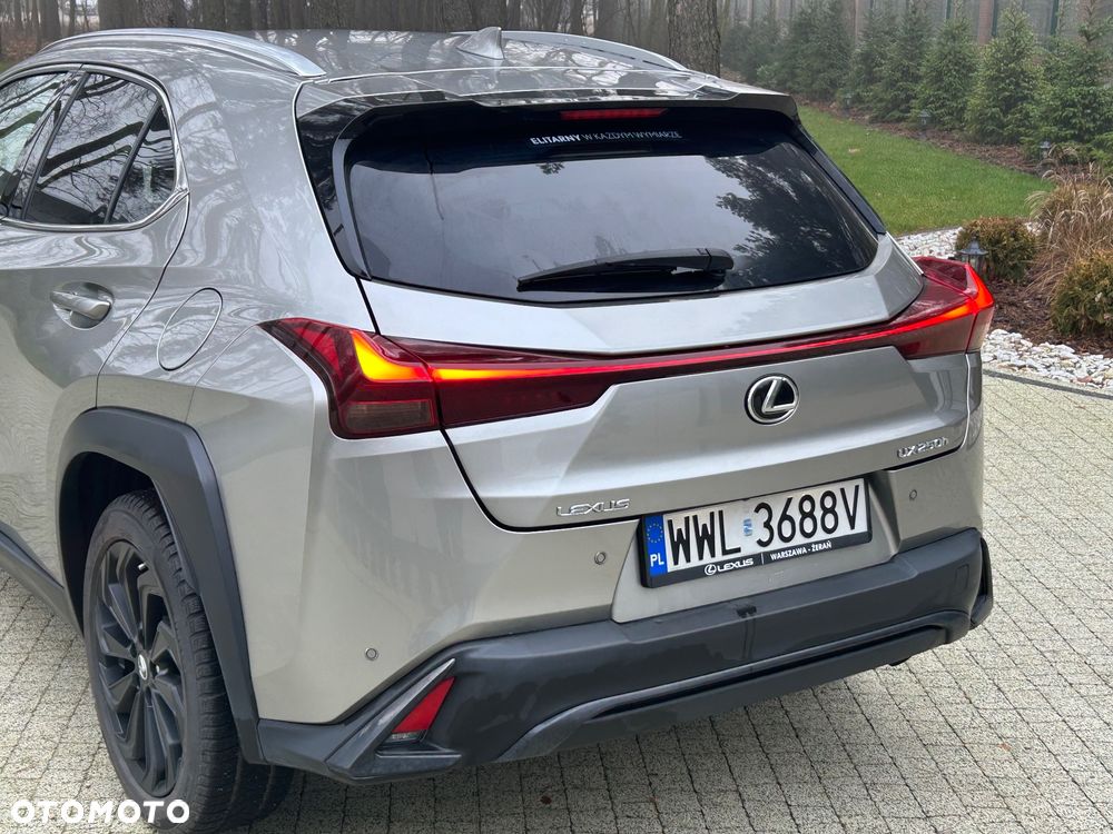 Lexus UX 250h F Sport 2WD - 5
