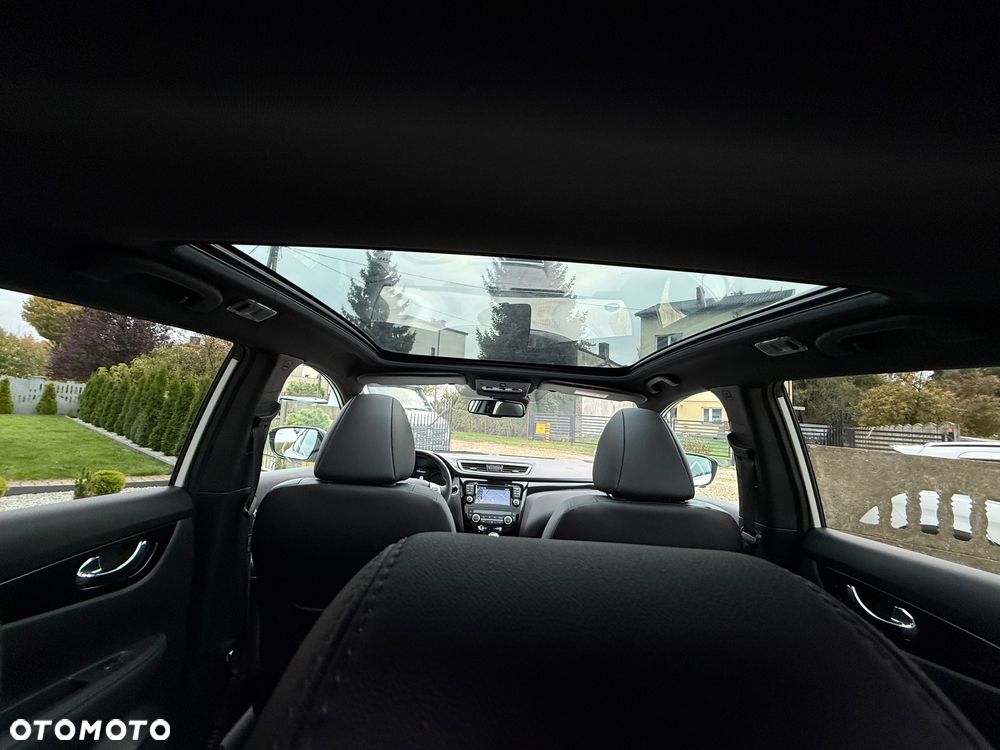 Nissan Qashqai 1.6 DIG-T N-Connecta - 28