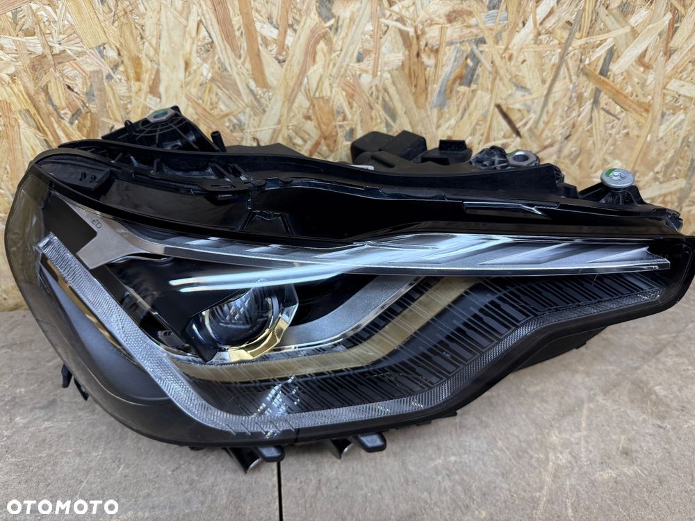 LAMPA PRAWA FULL LED GOLD BMW 2 G42 5A03E38 - 19
