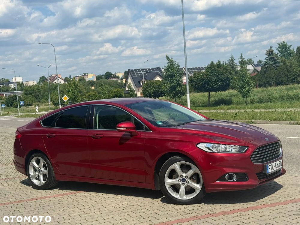 Ford Mondeo 2.0 TDCi STart-Stopp Titanium - 4
