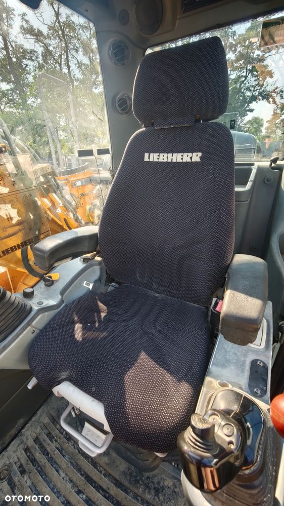 Liebherr - 14