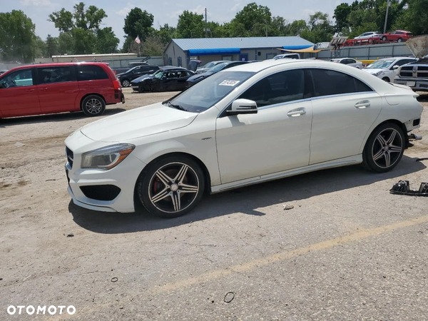 Mercedes-Benz CLA 250 7G-DCT
