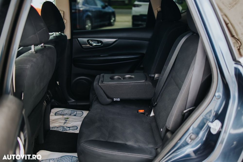 Nissan X-Trail 1.6 dCi ALL-MODE 4x4i N-Connecta - 16