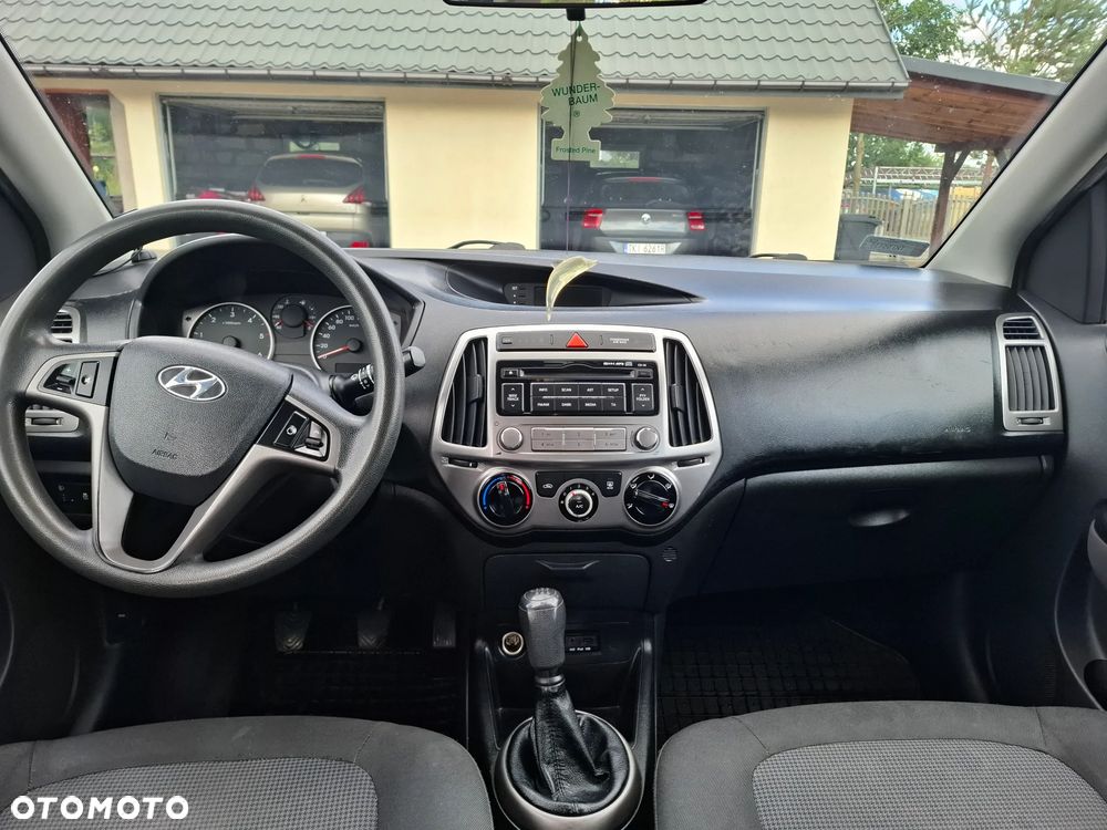 Hyundai i20 - 10