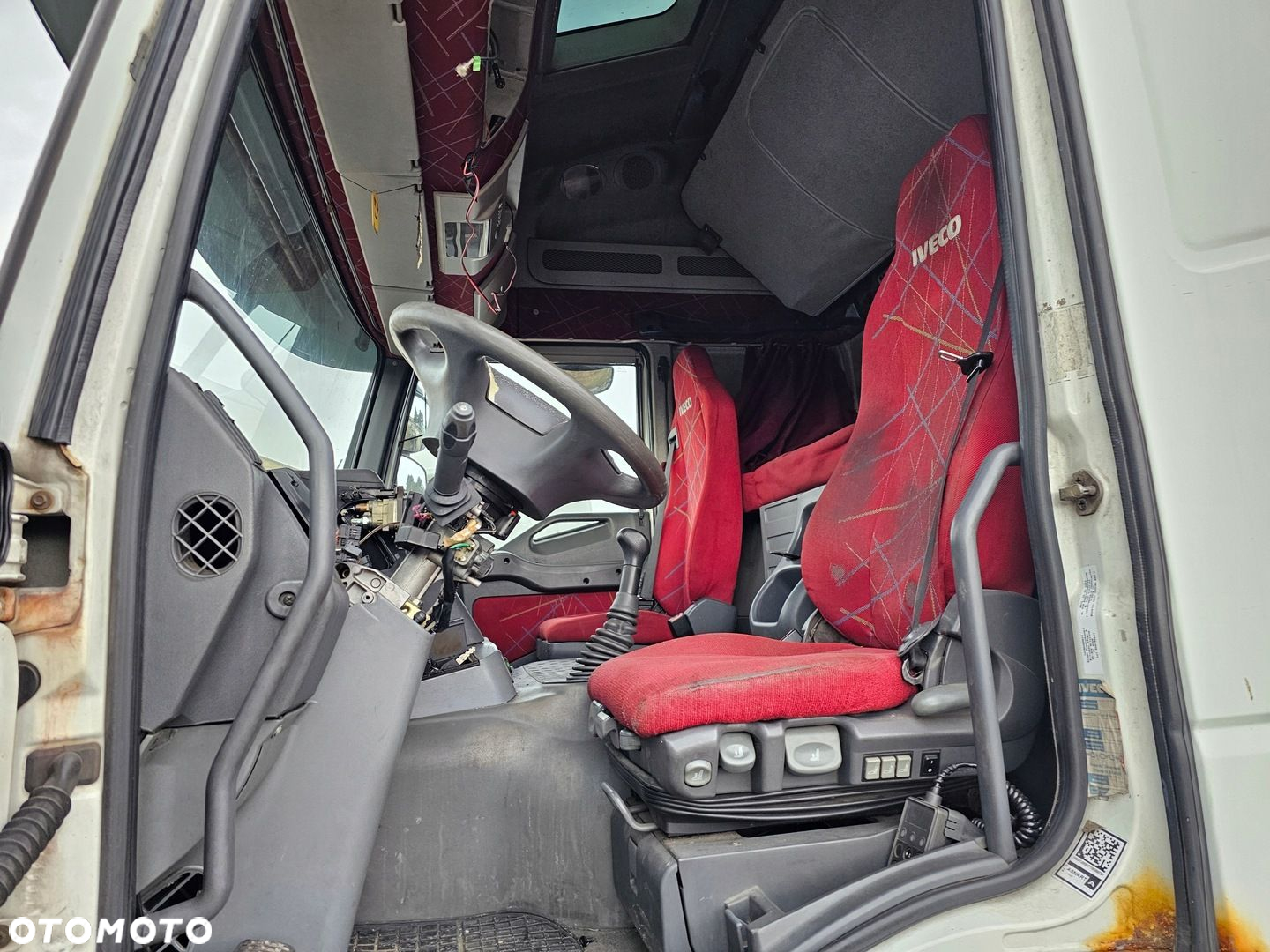 KABINA KOKPIT KONSOLA WNĘTRZE IVECO STRALIS 02-07 rok - 13