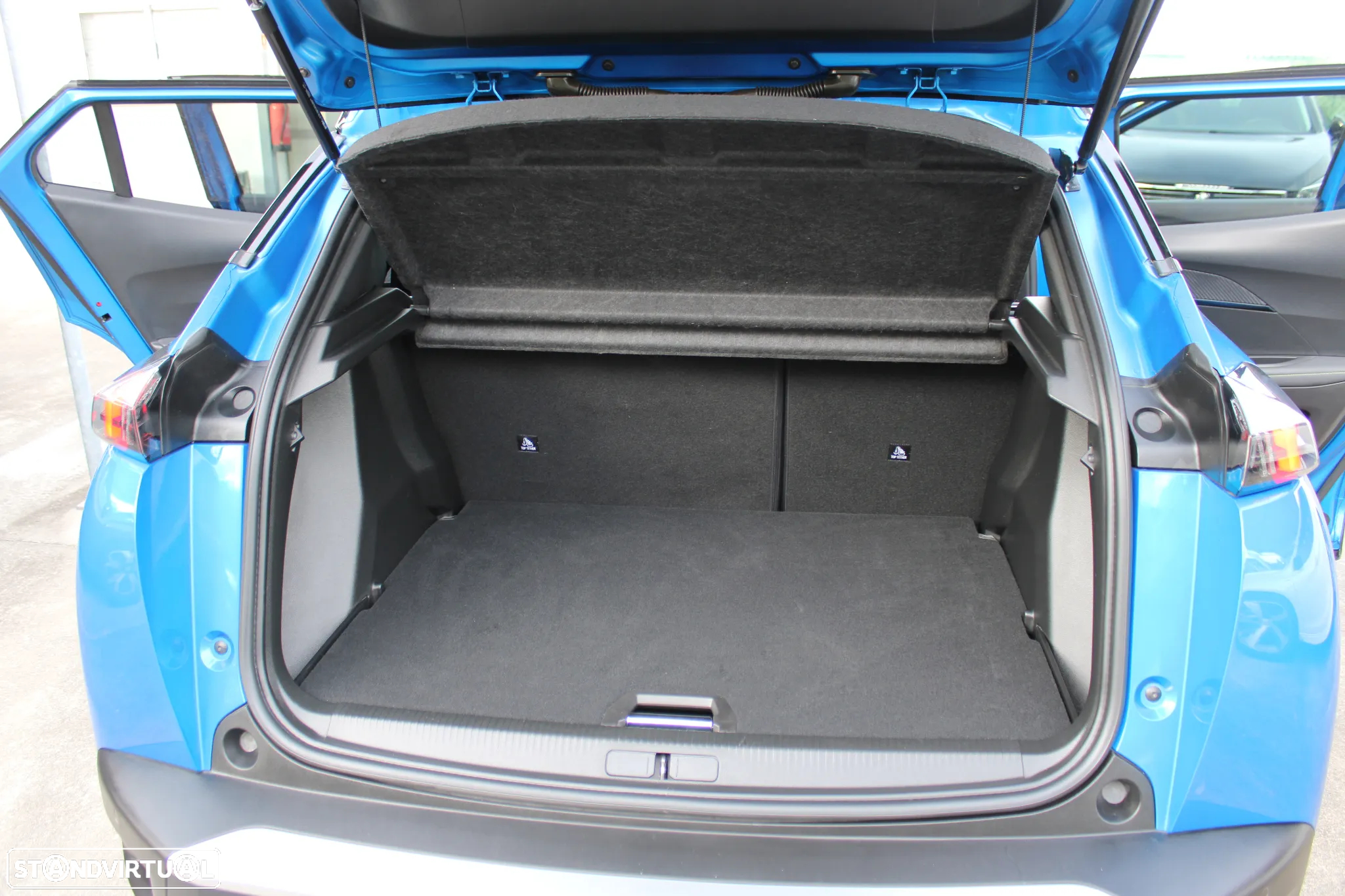 Peugeot 2008 1.5 BlueHDi GT Pack EAT8 - 55