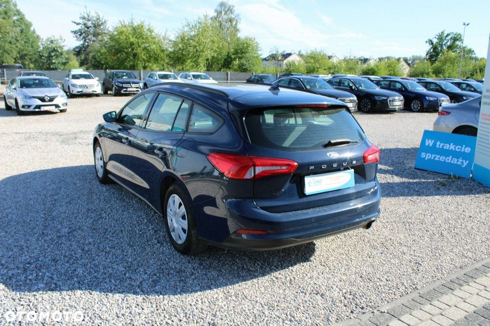 Ford Focus 1.0 EcoBoost Trend ASS - 8