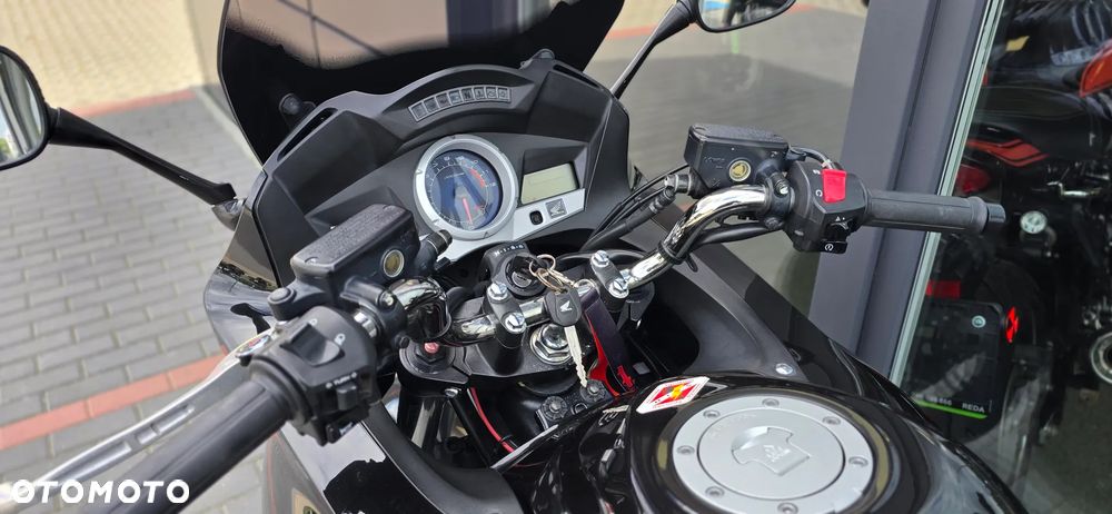 Honda CBF - 37
