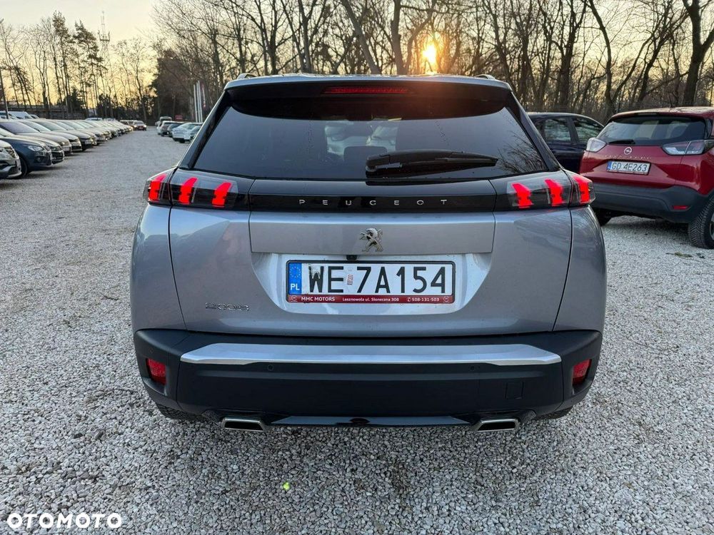 Peugeot 2008 1.2 PureTech Allure Pack S&S - 16